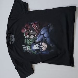 Disney Marvel Comics Black Medium  T-shirt Crewneck Short Sleeved Graphi…